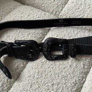Bri belt with black hardware
